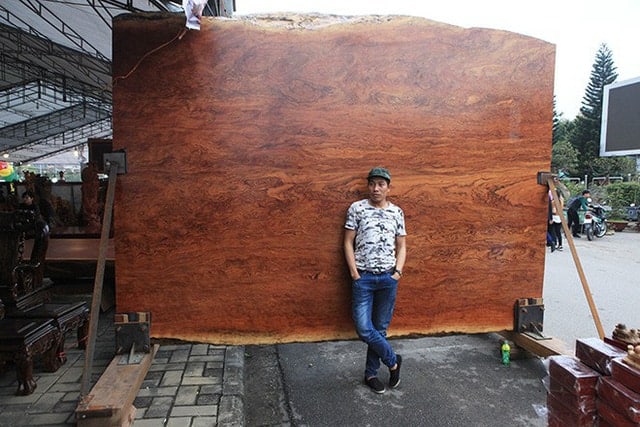 Sập gỗ cẩm ‘siêu’ đẹp 4 tỷ: Chỉ chụp ảnh không nỡ để nằm