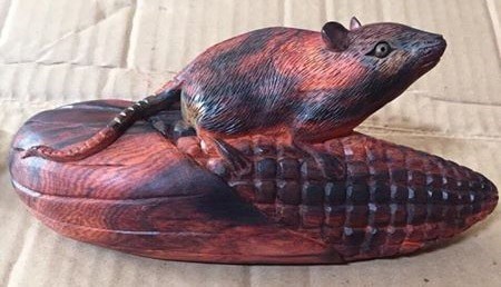 Ý nghĩa phong thủy của tượng con chuột trên bao tiền, chuột sum vầy, chuột hũ gạo