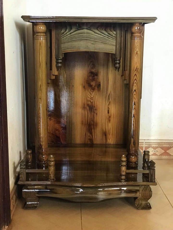 Tủ thờ Thần Tài – Ông Địa được sản xuất từ gỗ thủy tùng Việt - liên hệ đặt hàng 0898.79.6669