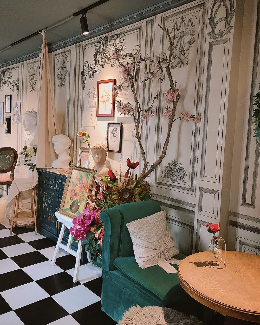 Thiết kế quán cafe kiểu Pháp